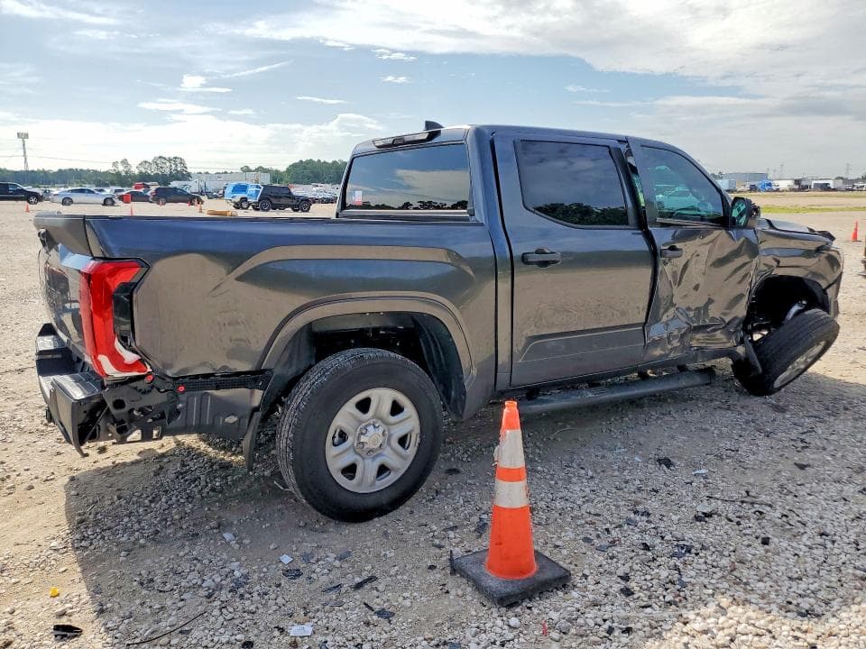 2026 TOYOTA TUNDRA SR SR 3