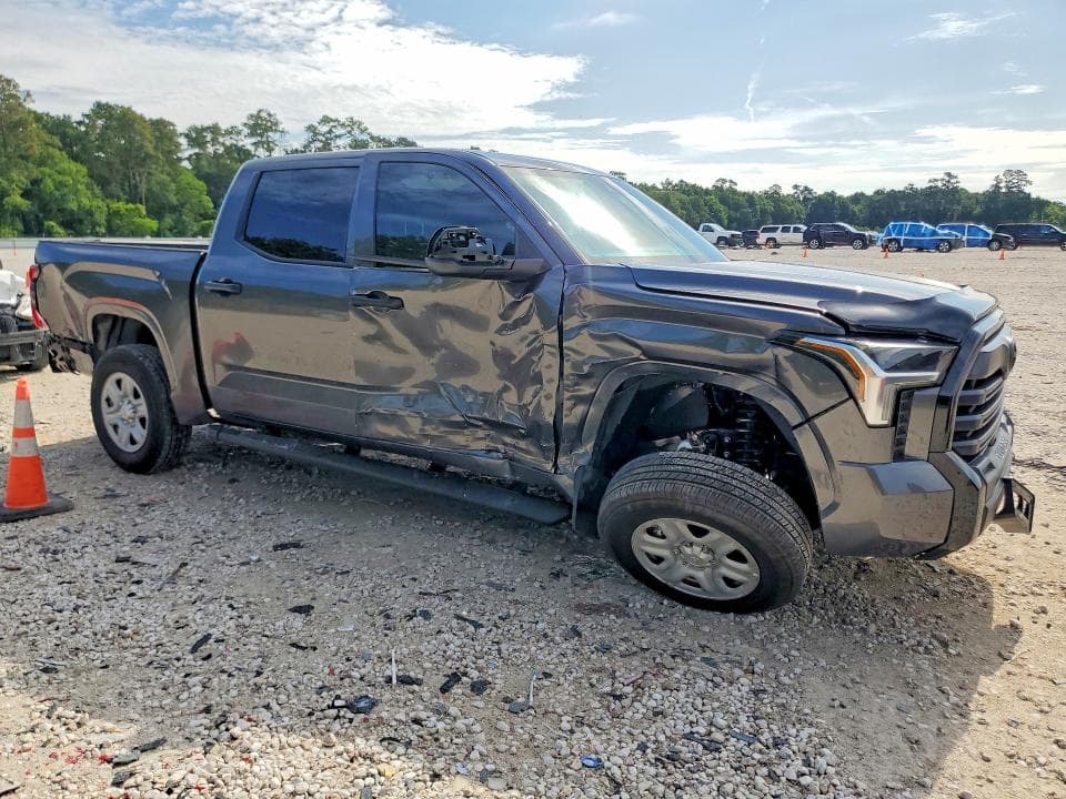 2026 TOYOTA TUNDRA SR SR 4