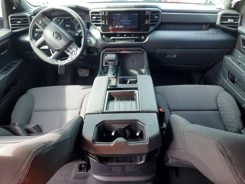 2026 TOYOTA TUNDRA SR SR 8