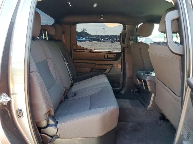 2026 TOYOTA TUNDRA SR SR 10