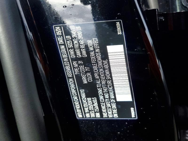 2025 VOLVO XC40 CORE CORE 12