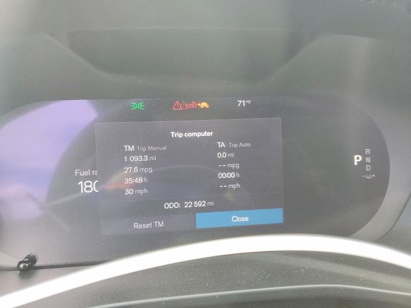 2025 VOLVO XC40 CORE CORE 9