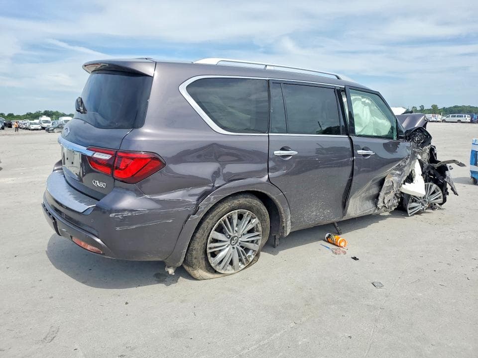 2024 INFINITI QX80 LUXE 3