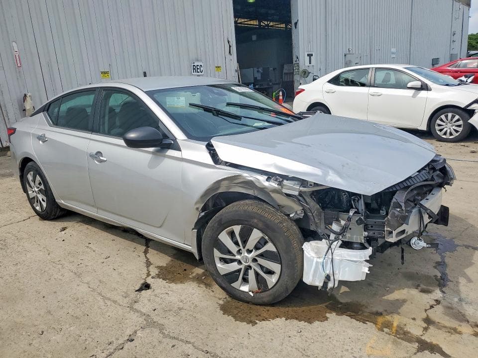 2024 NISSAN ALTIMA S S 4