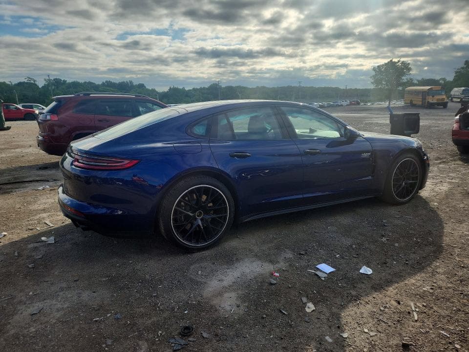 2020 PORSCHE PANAMERA 4 E-HYBRID 3
