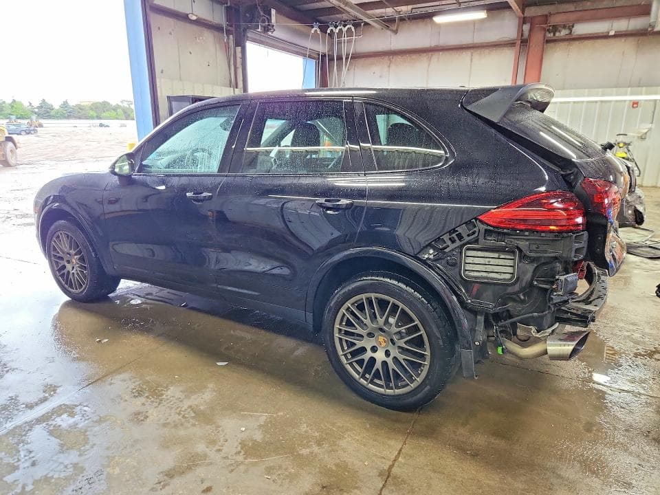 2017 PORSCHE CAYENNE 2