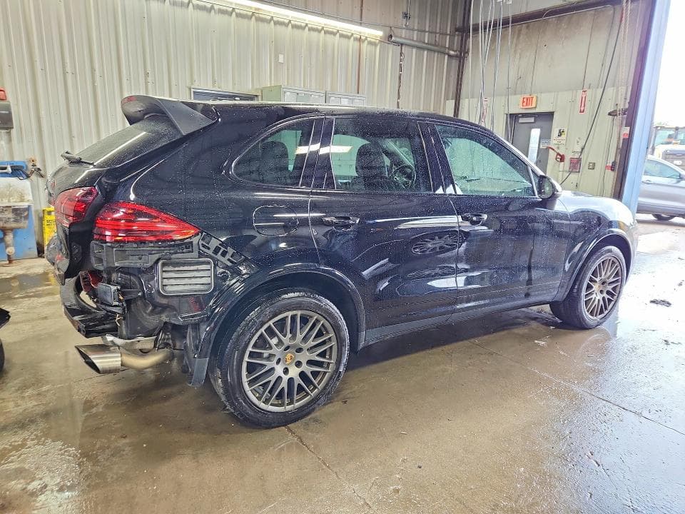 2017 PORSCHE CAYENNE 3