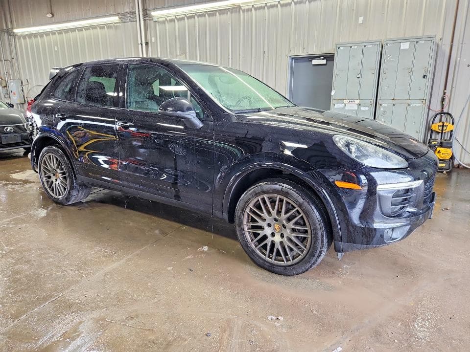 2017 PORSCHE CAYENNE 4