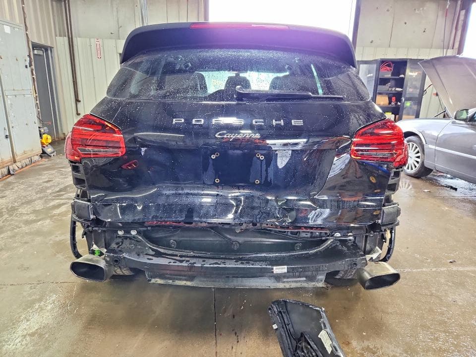 2017 PORSCHE CAYENNE 6