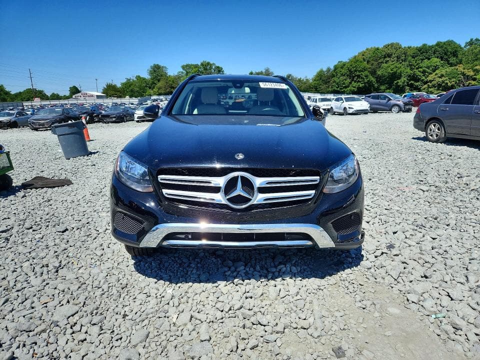 2019 MERCEDES-BENZ GLC 300 5