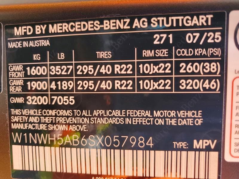 2025 MERCEDES-BENZ G 63 AMG 13