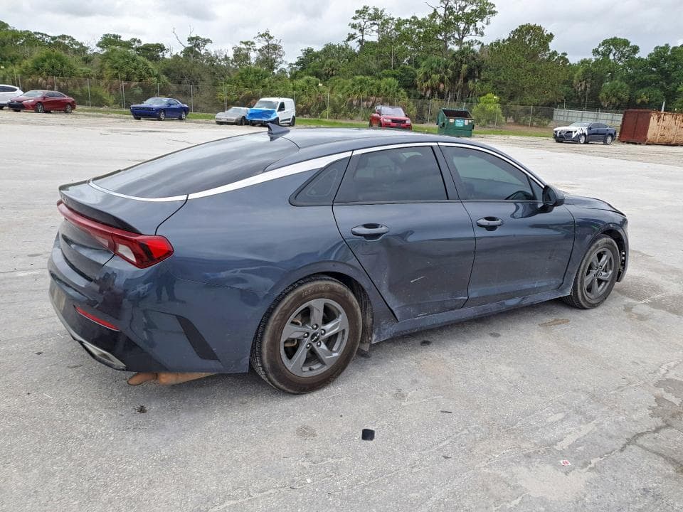 2022 KIA K5 LXS 3