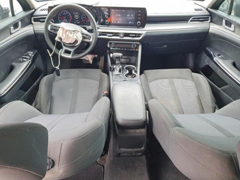 2022 KIA K5 LXS 8