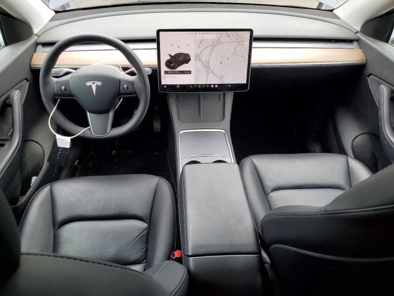 2021 TESLA MODEL Y 8