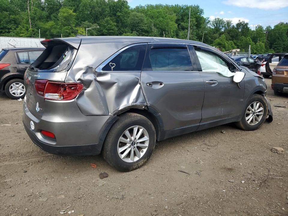 2019 KIA SORENTO LX 3