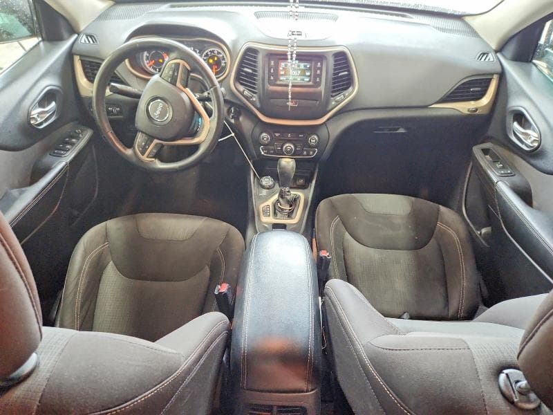 2016 JEEP CHEROKEE LATITUDE 8