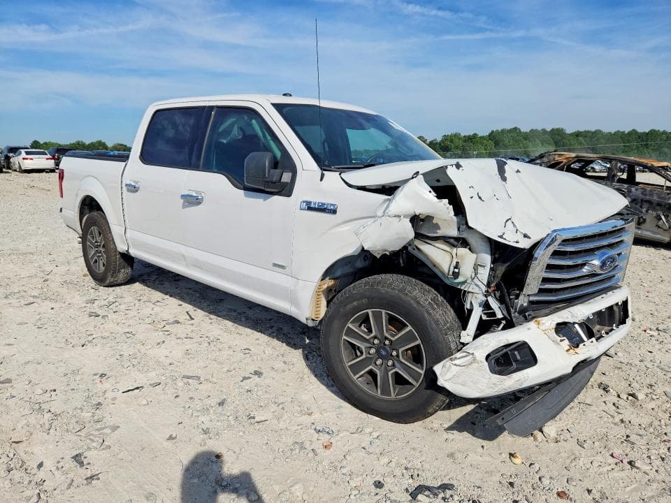 2017 FORD F150 SUPERCREW 4