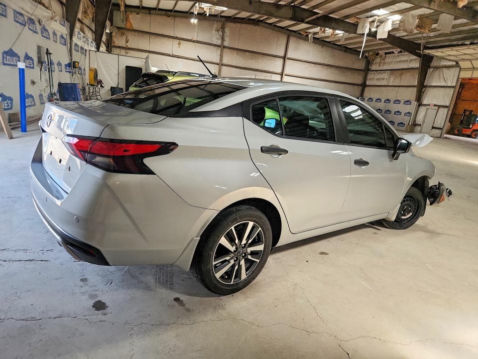 2024 NISSAN VERSA S 3