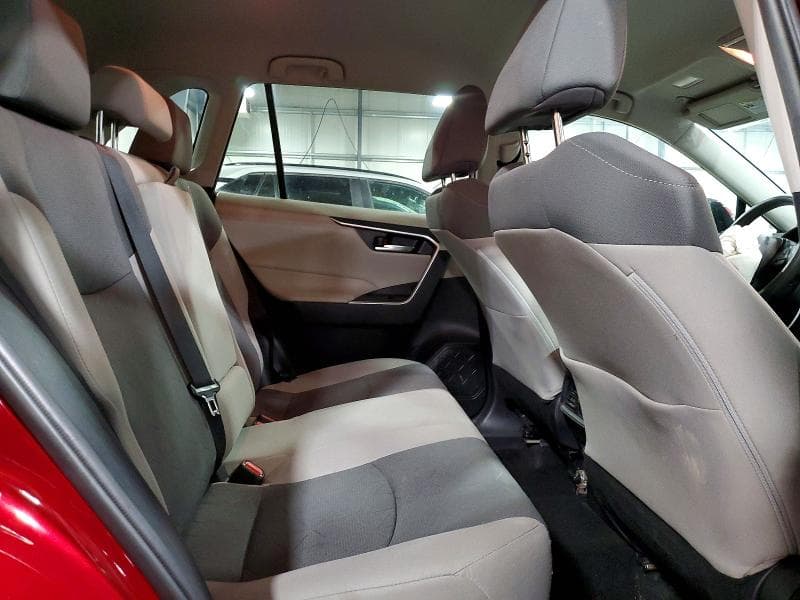 2021 TOYOTA RAV4 XLE XLE 11