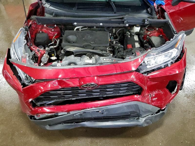 2021 TOYOTA RAV4 XLE XLE 12