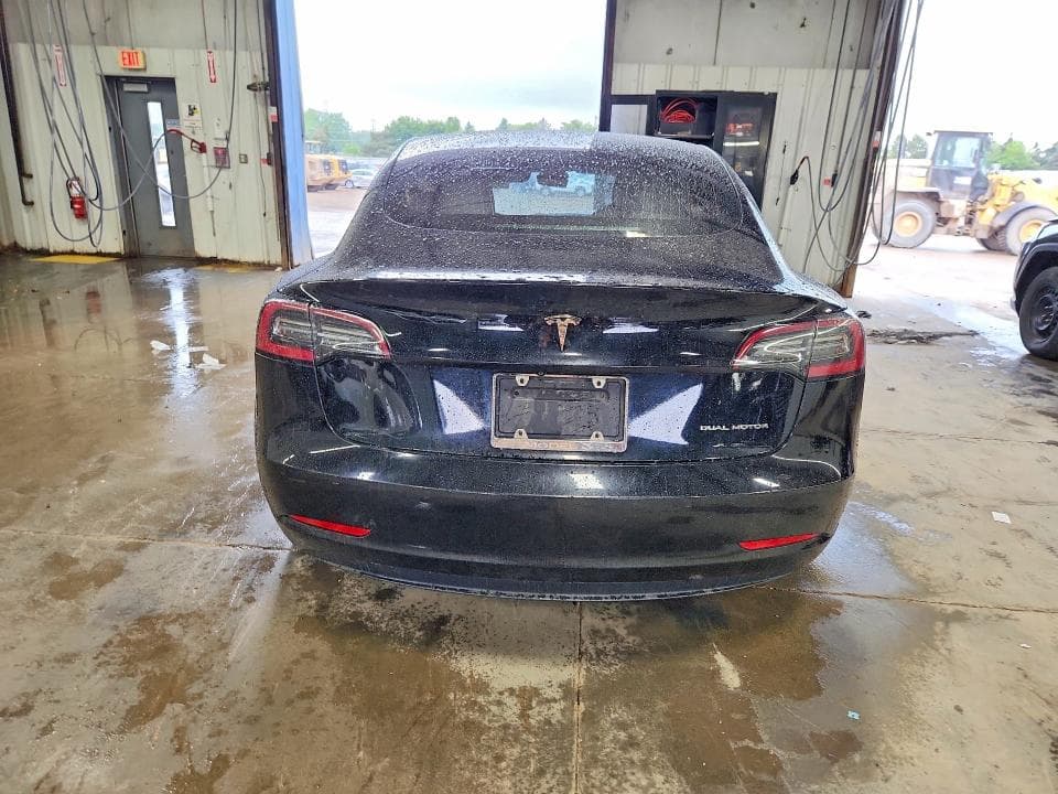 2019 TESLA MODEL 3 6