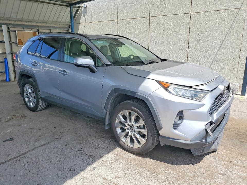 2019 TOYOTA RAV4 XLE PREMIUM 4