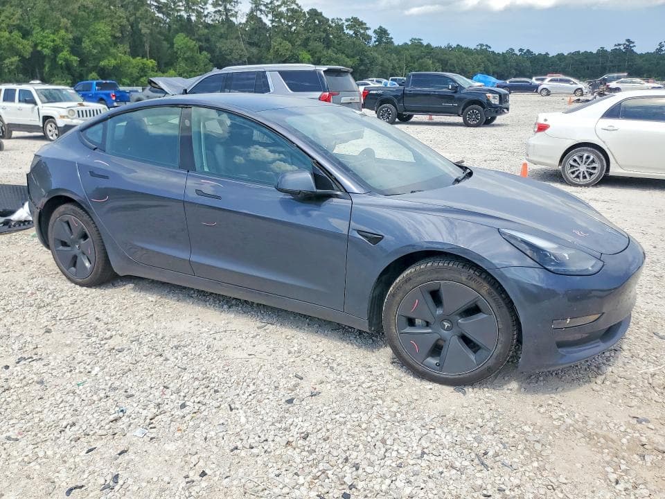 2023 TESLA MODEL 3 4