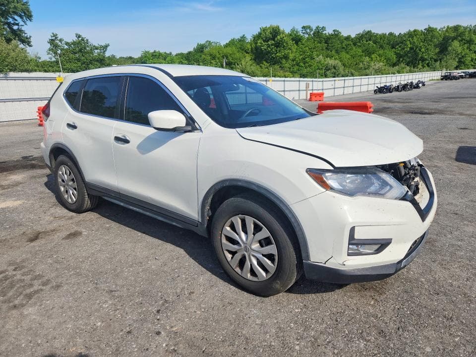 2018 NISSAN ROGUE S 4