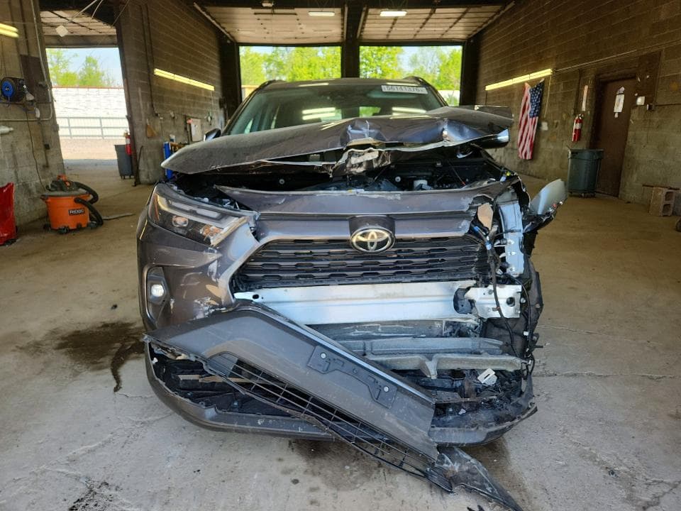 2023 TOYOTA RAV4 XLE PREMIUM 5