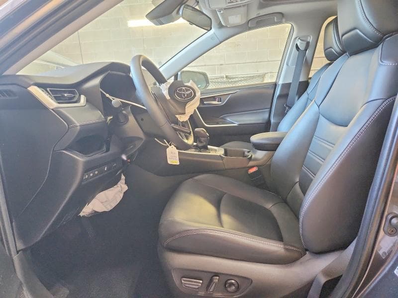 2023 TOYOTA RAV4 XLE PREMIUM 7