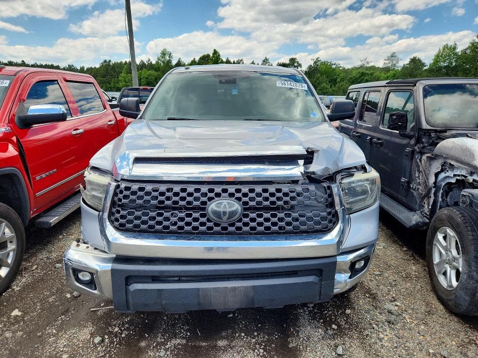 2018 TOYOTA TUNDRA SR5 5