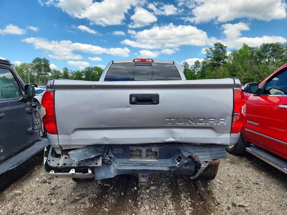 2018 TOYOTA TUNDRA SR5 6