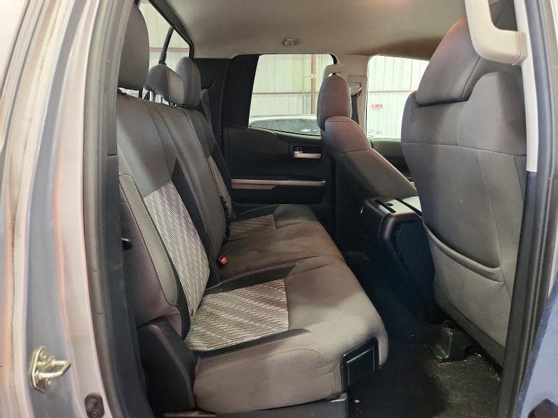 2018 TOYOTA TUNDRA SR5 10