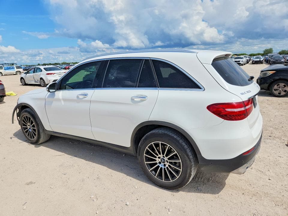 2018 MERCEDES-BENZ GLC 300 300 2