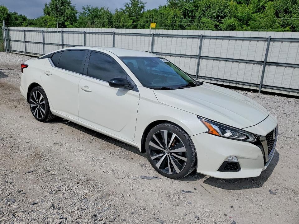 2022 NISSAN ALTIMA SR SR 4