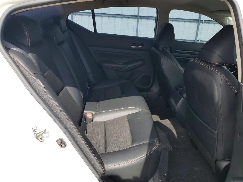 2022 NISSAN ALTIMA SR SR 10