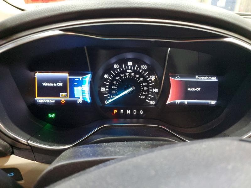 2017 FORD FUSION SE 9