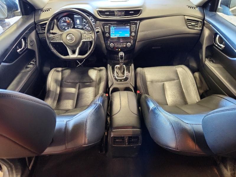 2017 NISSAN ROGUE SL 8
