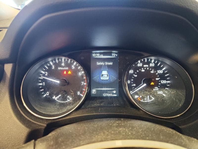 2017 NISSAN ROGUE SL 9
