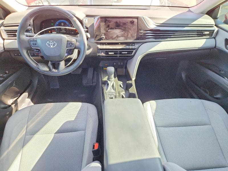 2025 TOYOTA CAMRY LE LE 8