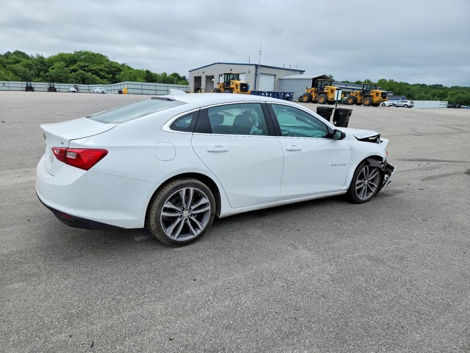 2023 CHEVROLET MALIBU LT 3