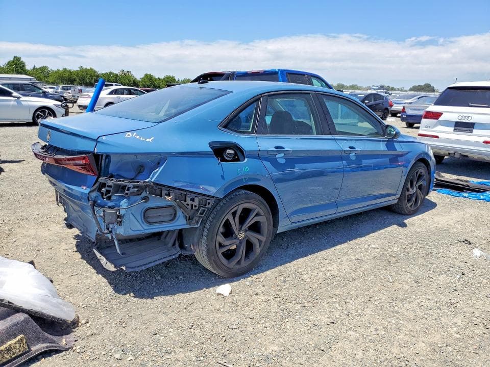 2025 VOLKSWAGEN JETTA SE 3