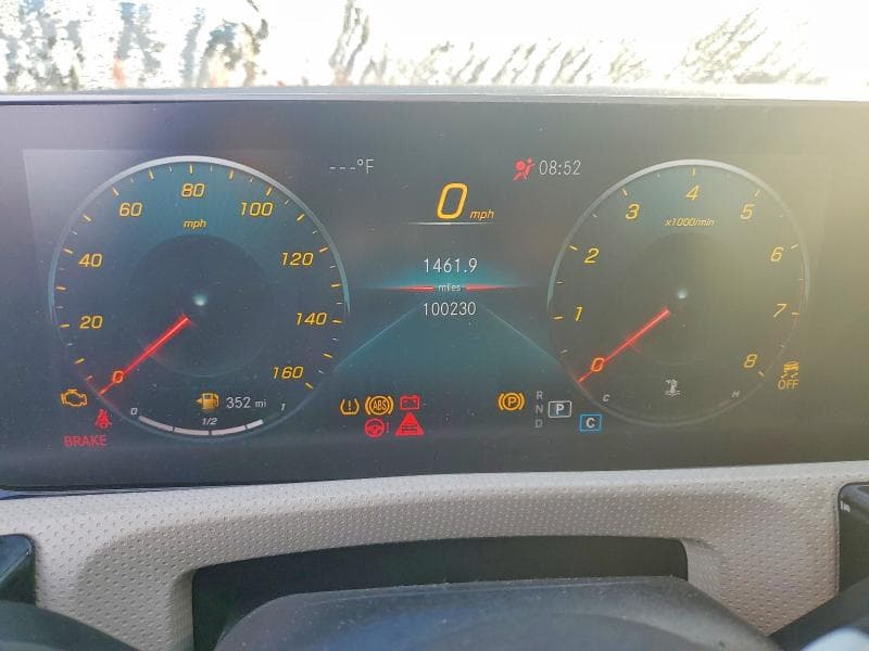 2020 MERCEDES-BENZ A 220 9
