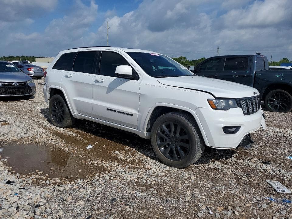 2020 JEEP GRAND CHEROKEE LAREDO 4