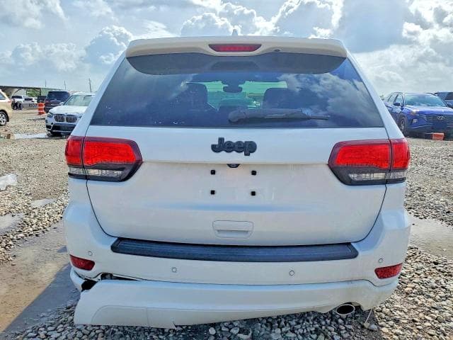 2020 JEEP GRAND CHEROKEE LAREDO 6