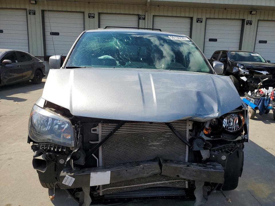 2019 DODGE GRAND CARAVAN GT 5