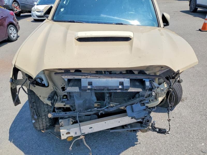 2018 TOYOTA TACOMA SR5 V6 SR5 V6 11