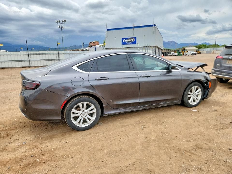 2016 CHRYSLER 200 LIMITED 3