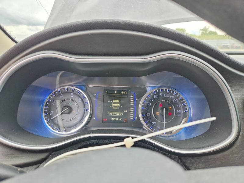 2016 CHRYSLER 200 LIMITED 9