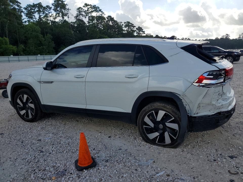2025 VOLKSWAGEN ATLAS CROSS SPORT SE 2